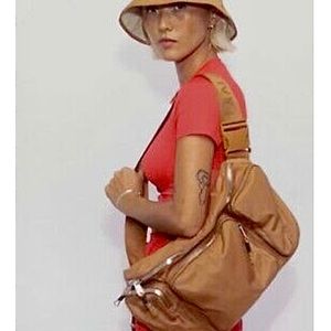 Adidas Ivy Park Oversize Fanny Ivy Park Oversized Fanny Pack 2025